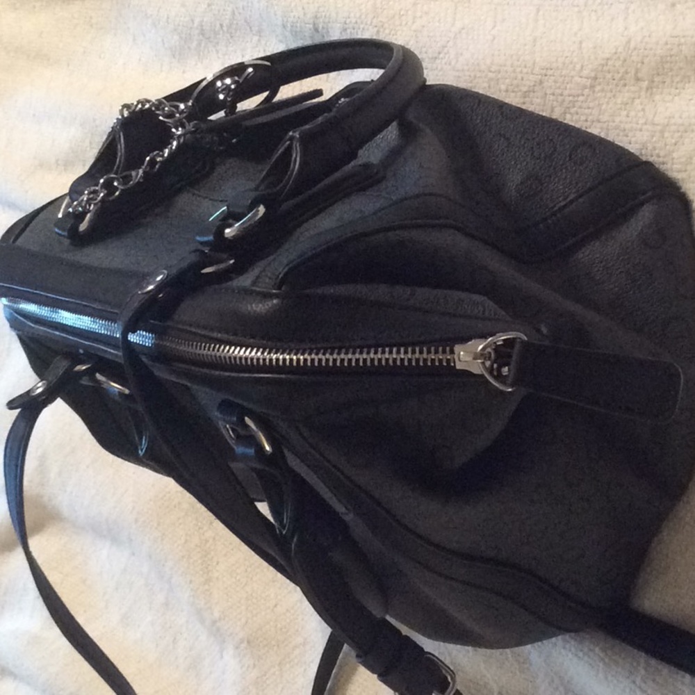 Guess bag - Picture 7 of 7